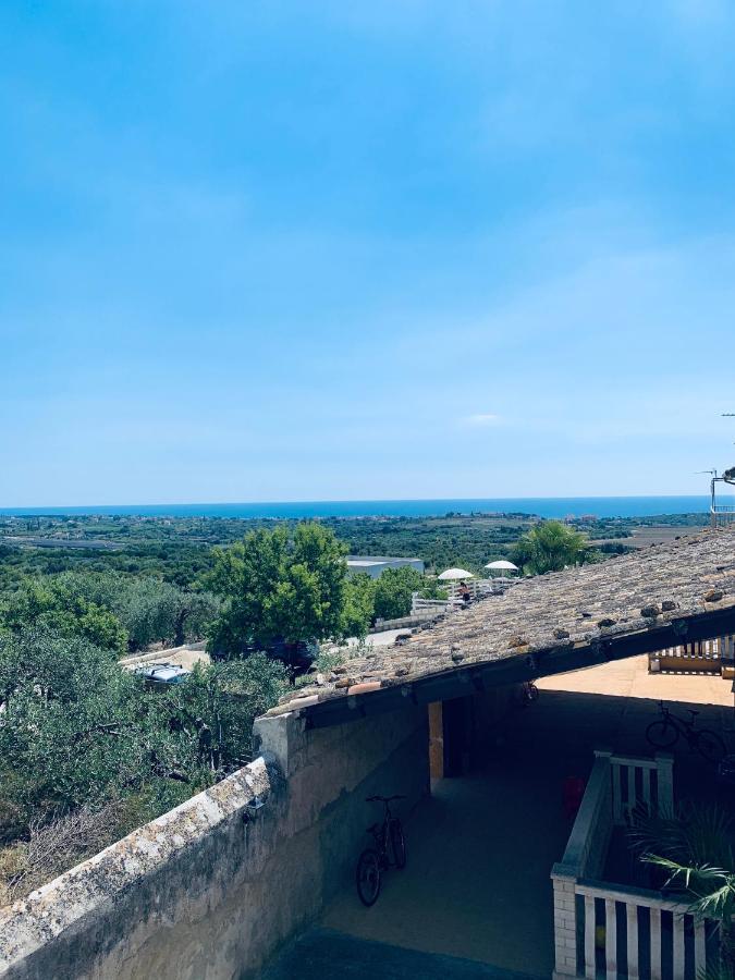Agriturismoeloropizzuta Lido di Noto Экстерьер фото