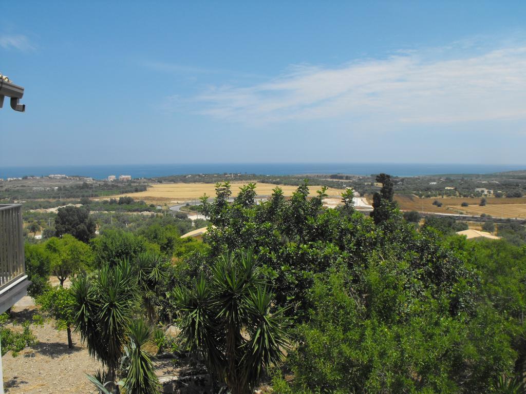 Agriturismoeloropizzuta Lido di Noto Экстерьер фото